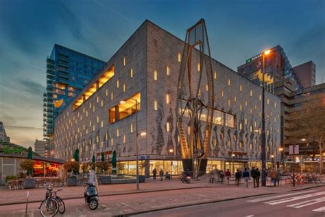 openingstijden bijenkorf rotterdam